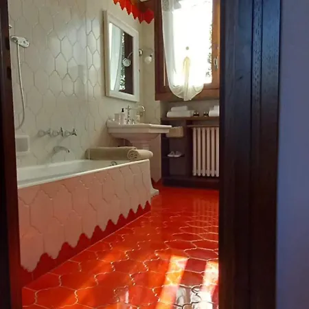 Pieve Oda ve Kahvaltı Moncalvo